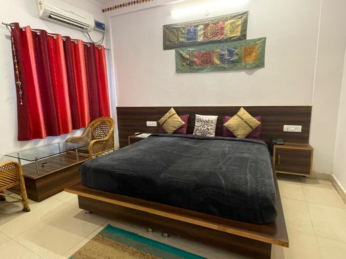 Orchid Hostel And Hotel Tapovan Εξωτερικό φωτογραφία